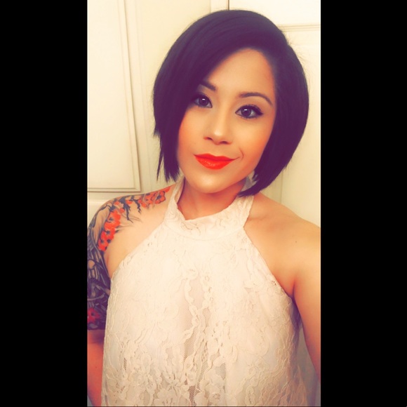 Lace halter top - Picture 6 of 6